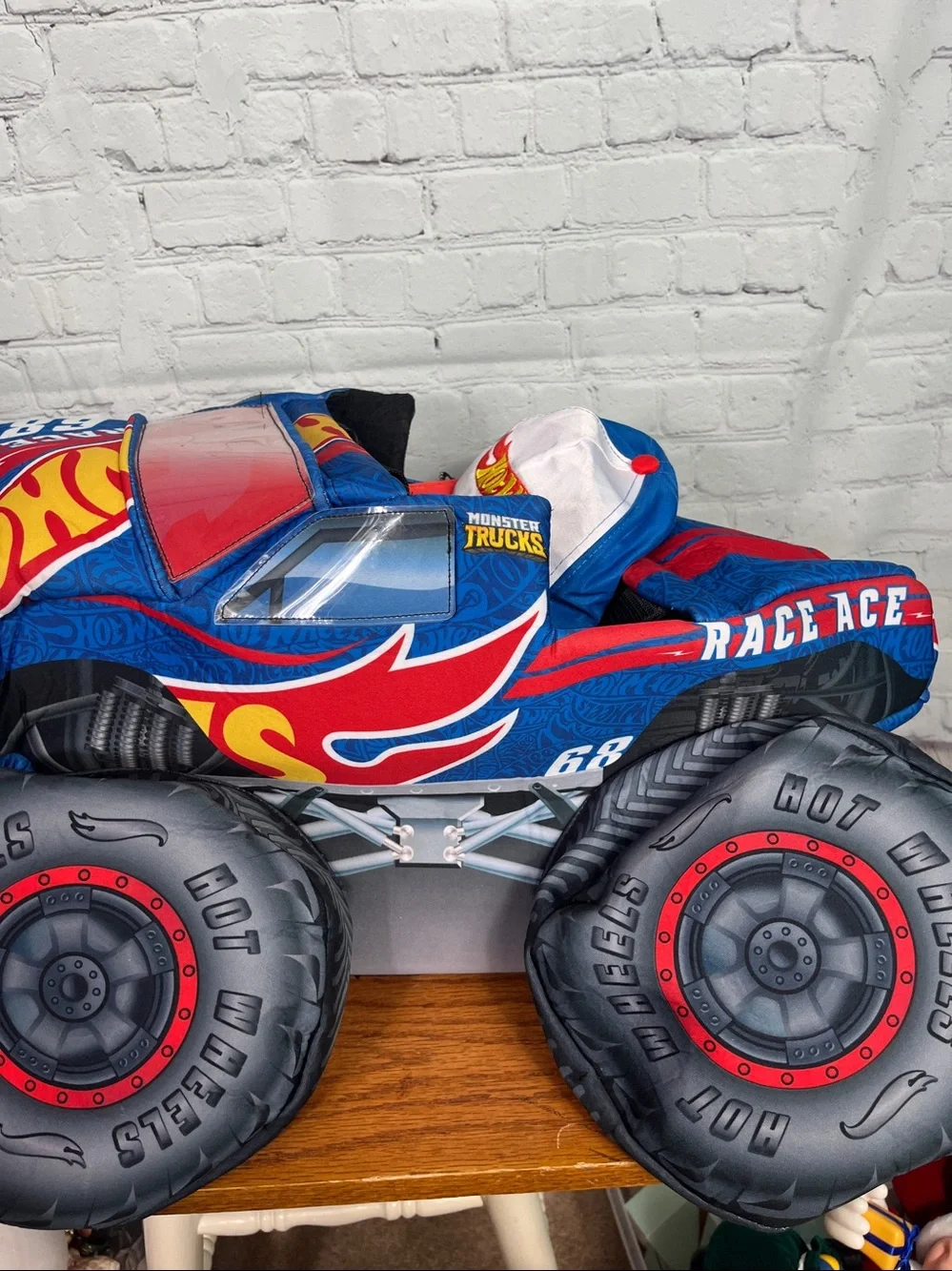 Hot Wheels Ride Along Monster Truck Costume ages 3-5 Toddler OSFM